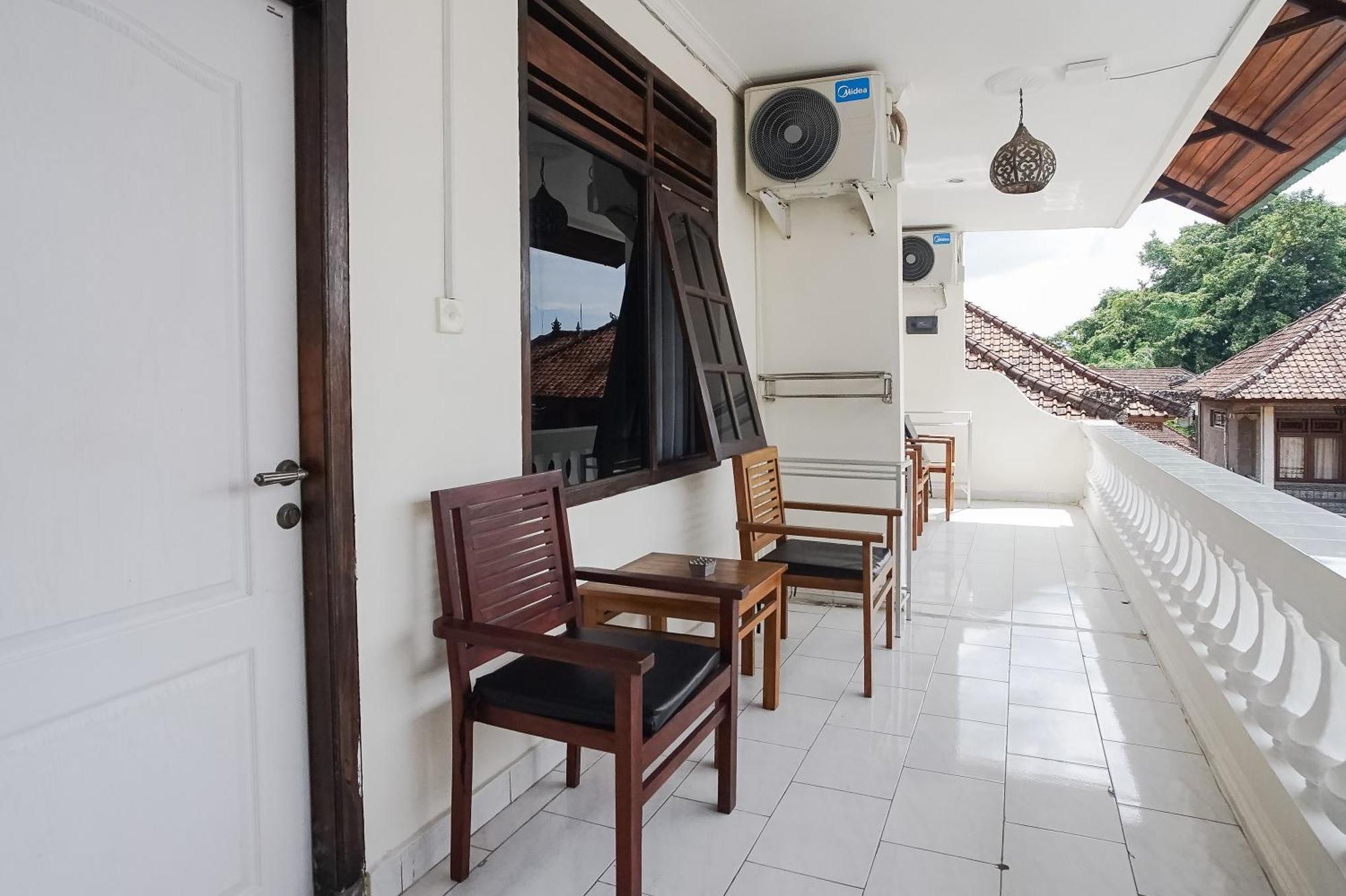 City Garden Bali Dwipa Hotel, Kuta Кута Экстерьер фото