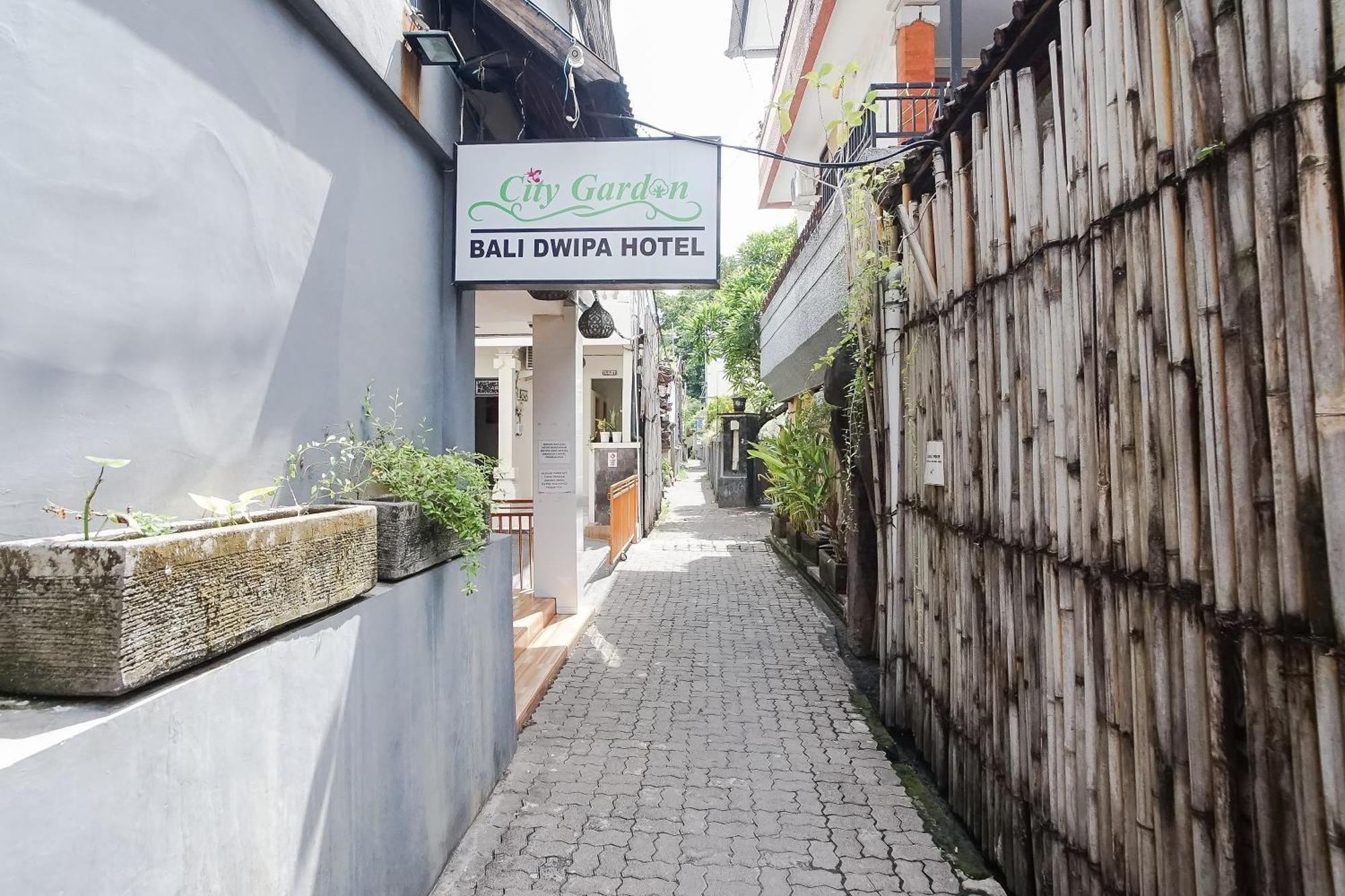 City Garden Bali Dwipa Hotel, Kuta Кута Экстерьер фото